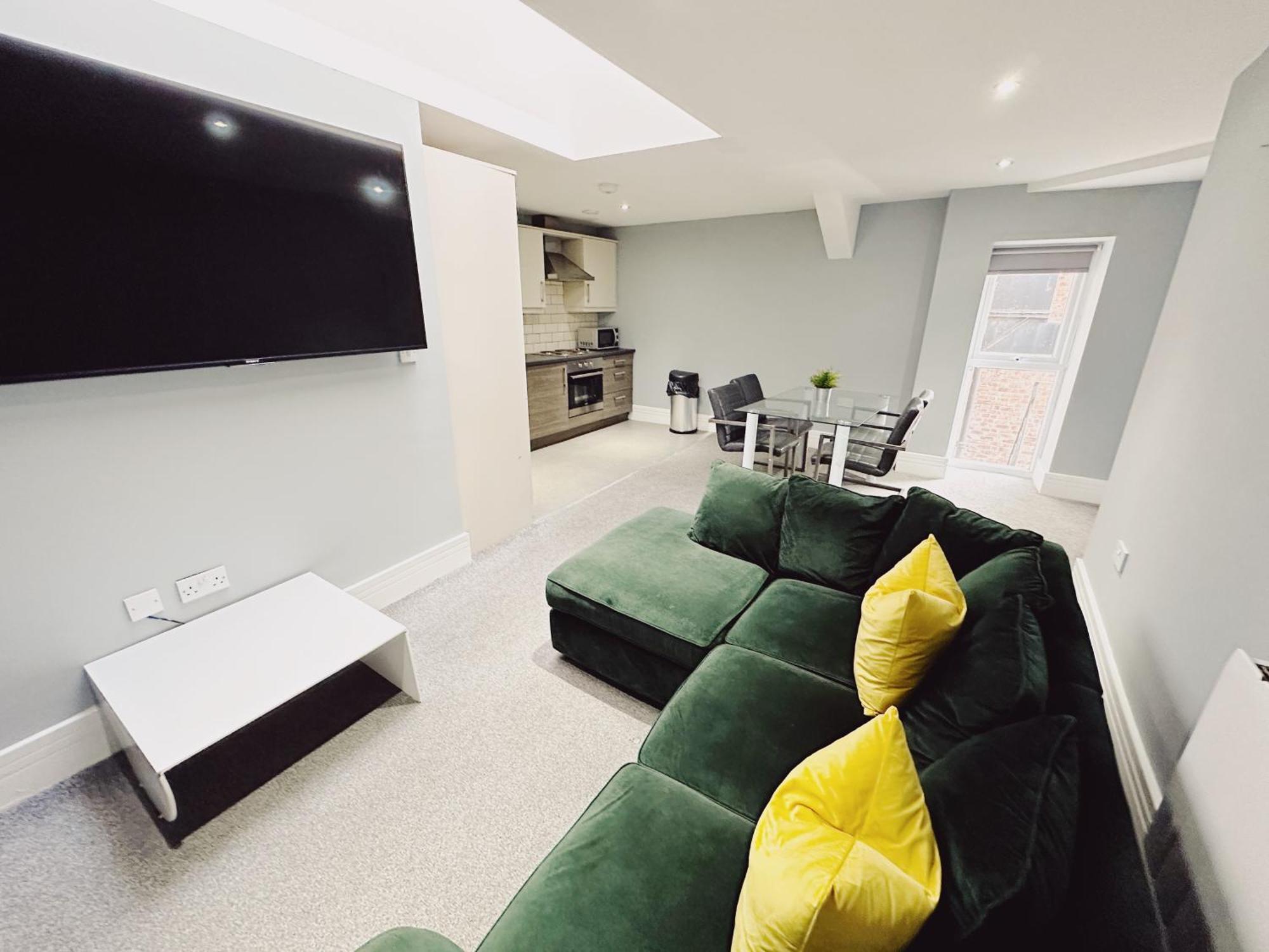 2 Bedroom Apartment In The Heart Of Newcastle - Spacious - Sleeps 7 Buitenkant foto