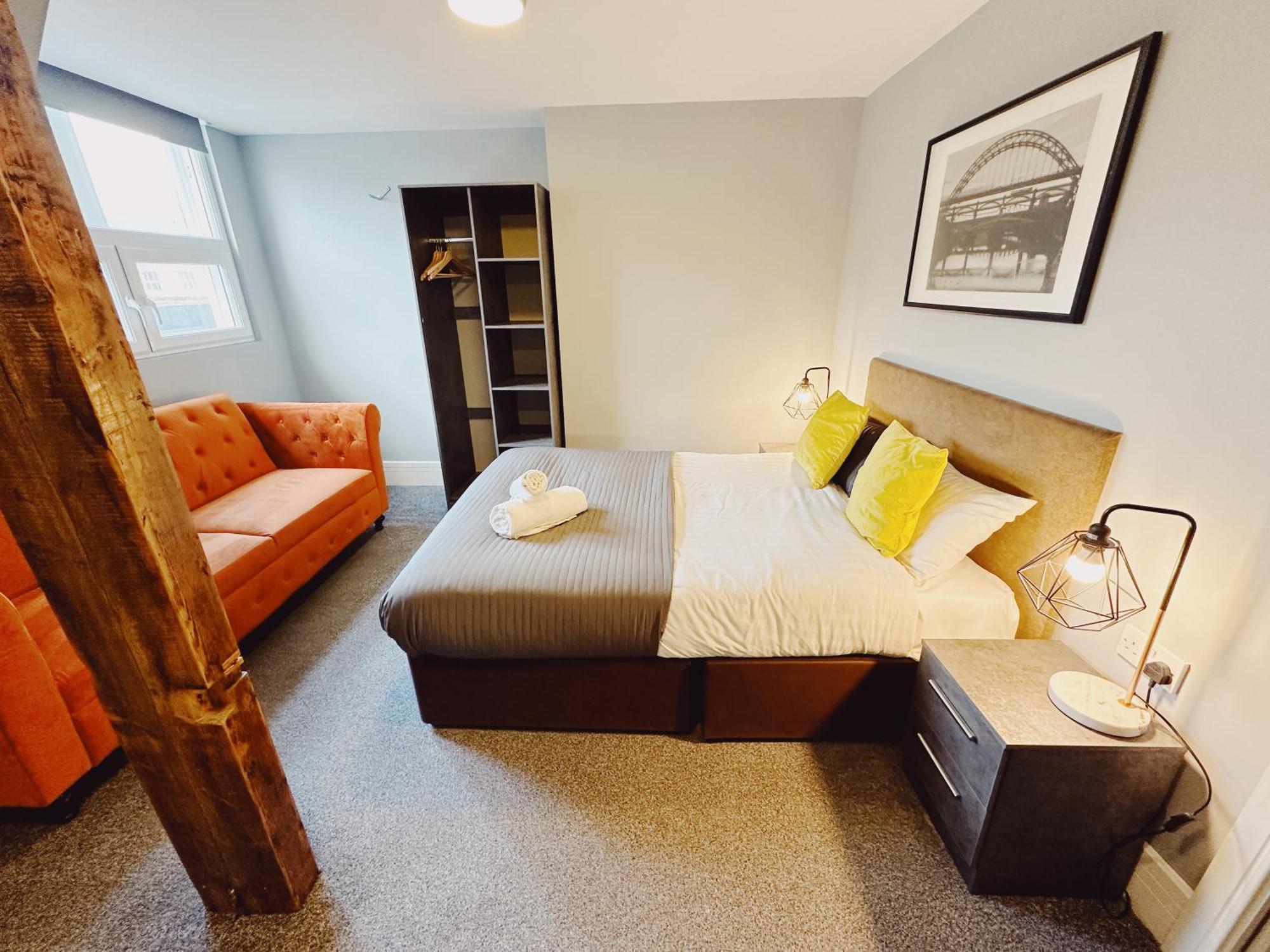 2 Bedroom Apartment In The Heart Of Newcastle - Spacious - Sleeps 7 Buitenkant foto
